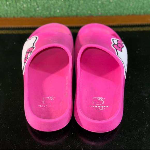 Hello Kitty Pink Slide Sandals Girls Kids Size 4-5 - Picture 4 of 6